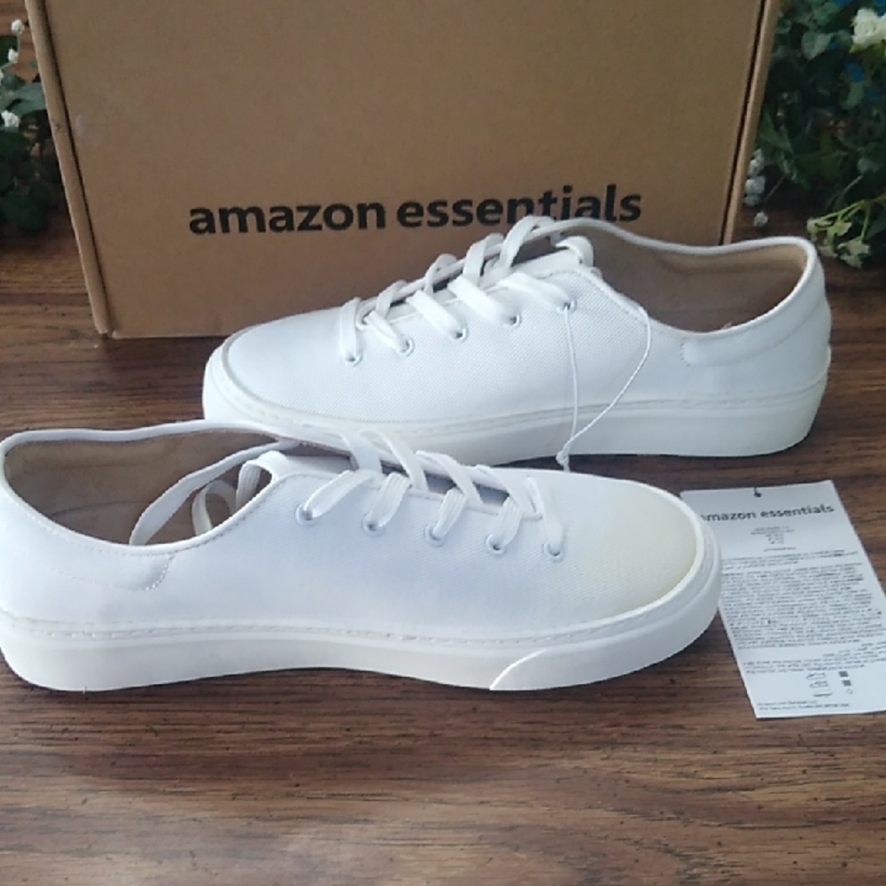 Amazon Essentials Women's White Sneakers - Picture 8 of 12